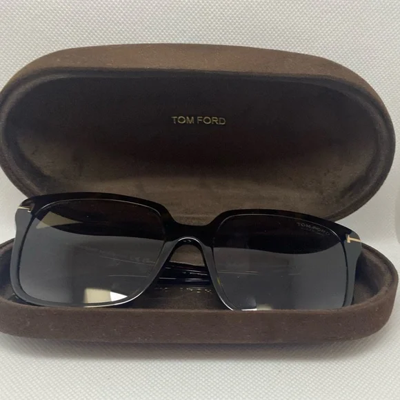 Tom Ford Brown Luxury Sunglasses FT0788/S 52H - All Inclusive - New Tom Ford Brown Luxury Sunglasses FT0788/S 52H - All  main image 2